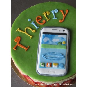 le gâteau smartphone, téléphone mobile ou tablette